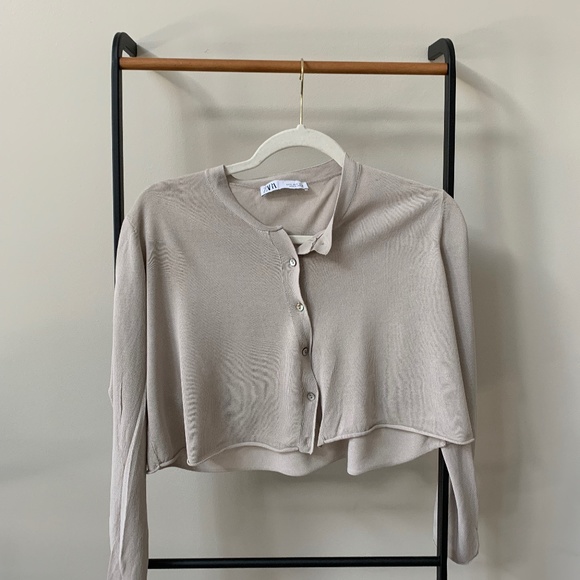 Zara Cropped Cardigan - Picture 1 of 5